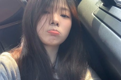 鞠婧祎被实名举报偷税漏税意外曝光明星赚快钱的大秘密