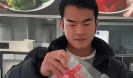 人民日报点名表扬的带货翻车第一人：李维刚卖假肉不甩锅不推诿自掏750万赔偿说到做到粉丝从700万冲到210